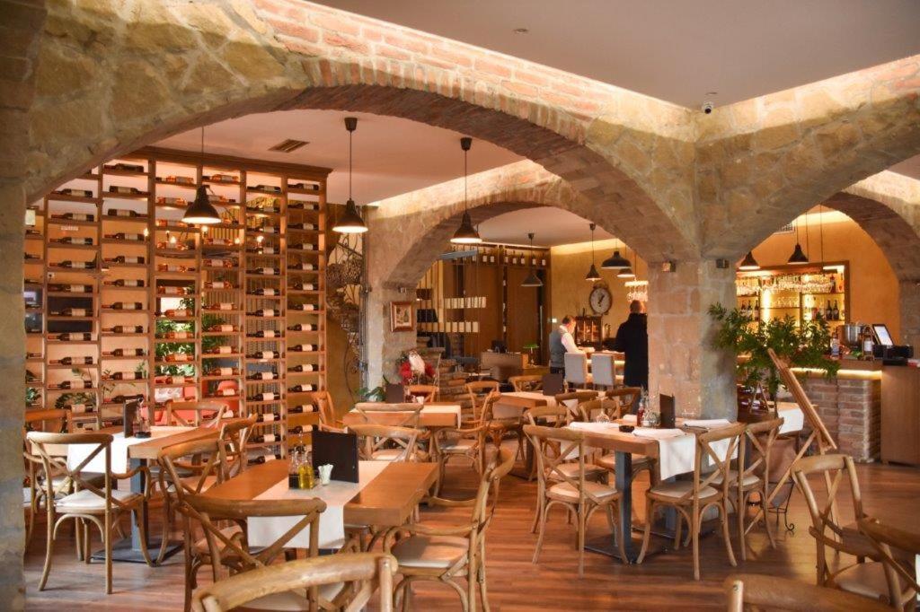 Garni Hotel Chicha - Winery Skrbic Belgrad Dış mekan fotoğraf