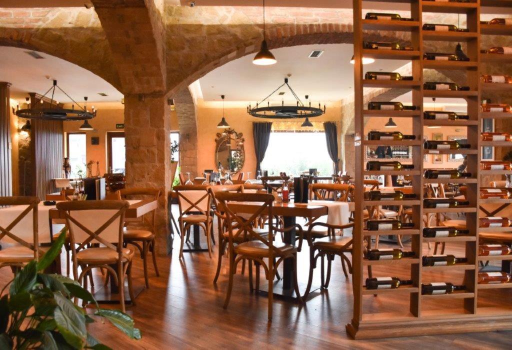 Garni Hotel Chicha - Winery Skrbic Belgrad Dış mekan fotoğraf