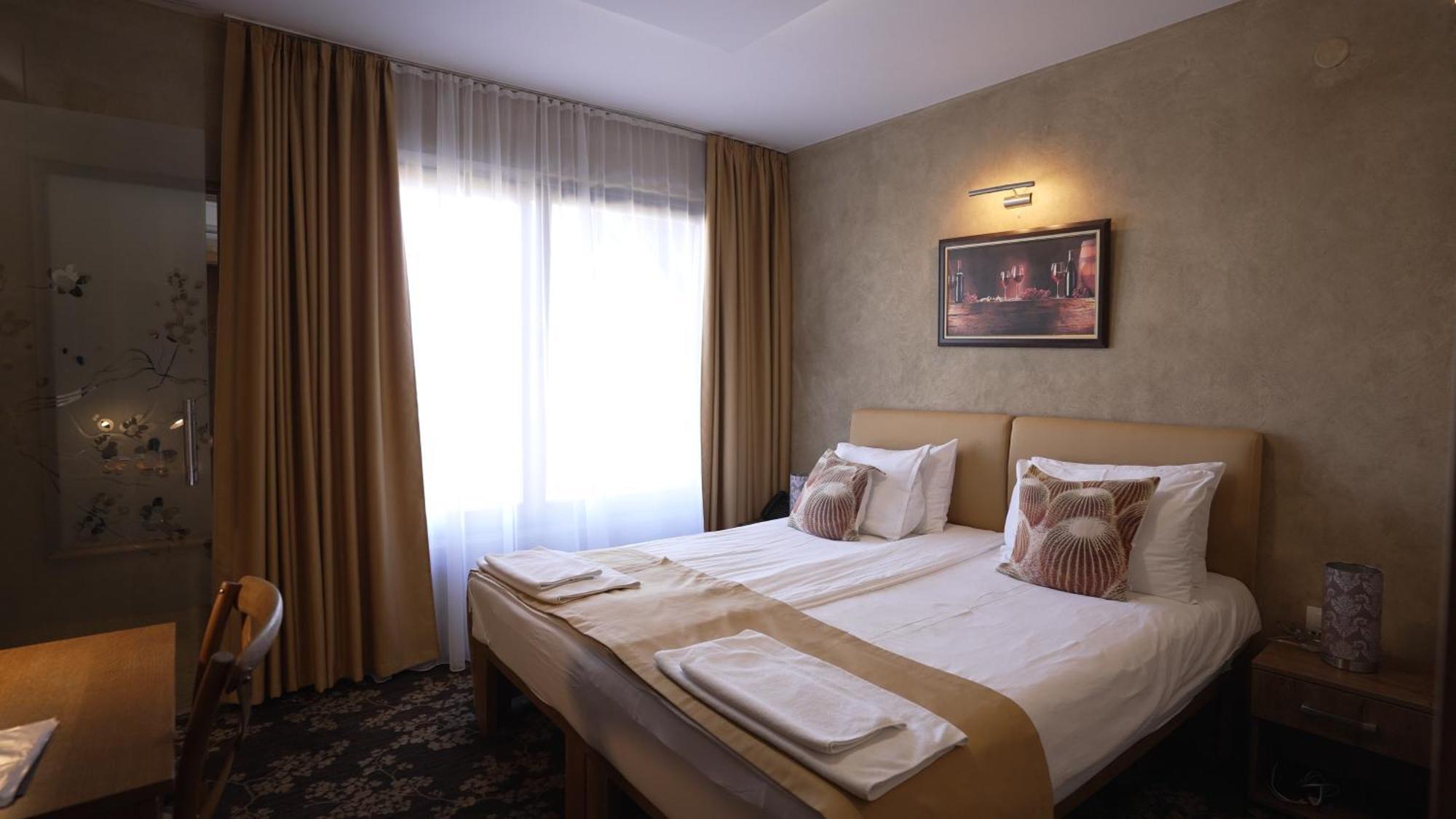 Garni Hotel Chicha - Winery Skrbic Belgrad Dış mekan fotoğraf