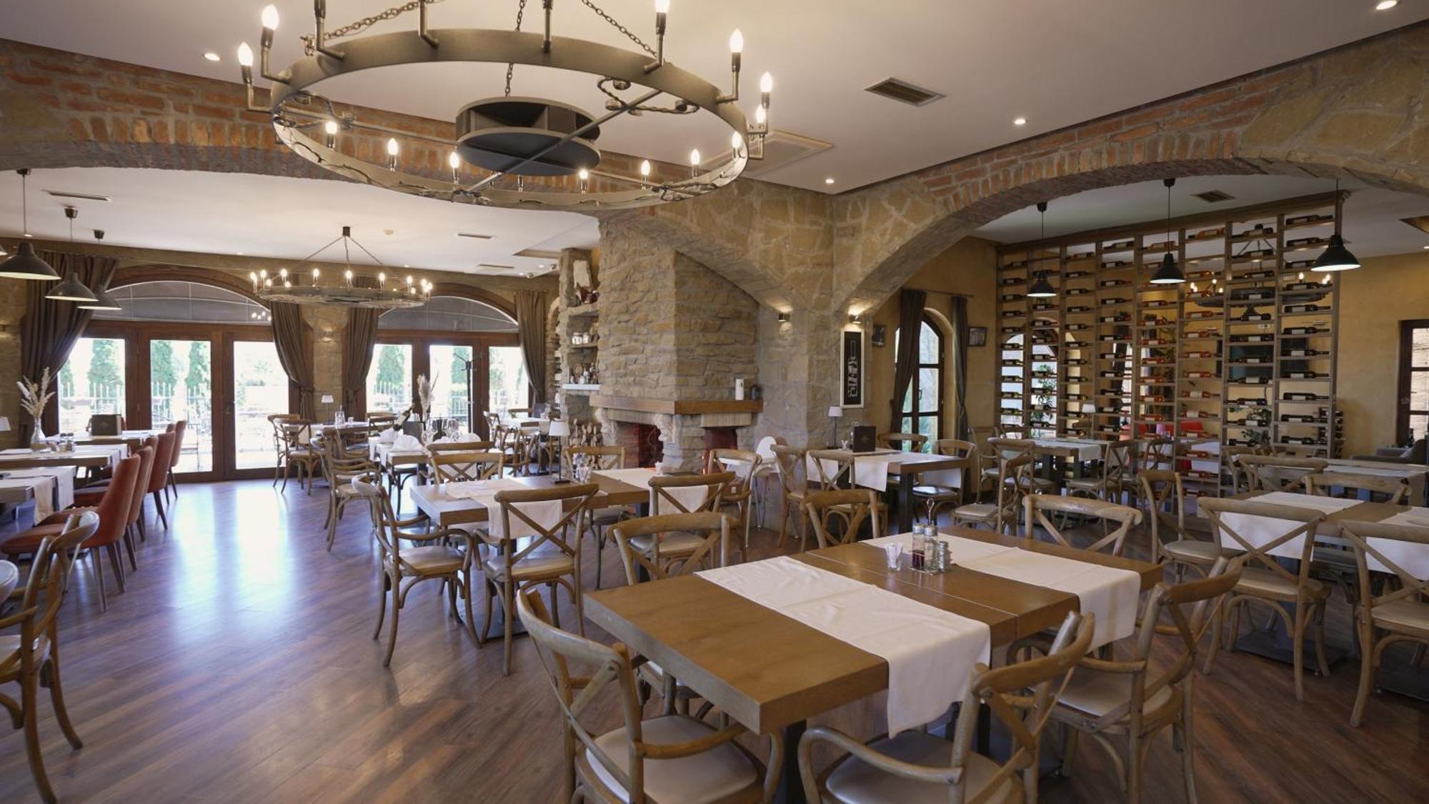Garni Hotel Chicha - Winery Skrbic Belgrad Dış mekan fotoğraf