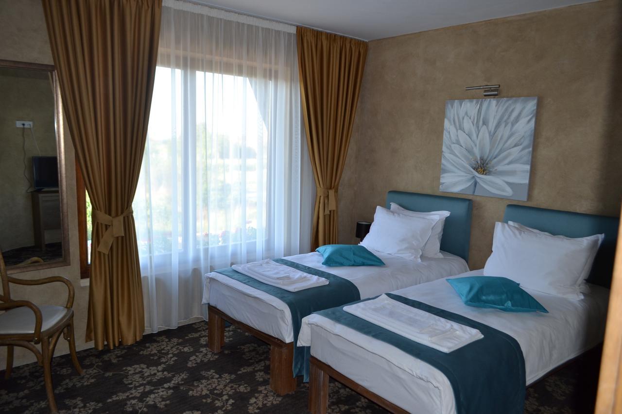 Garni Hotel Chicha - Winery Skrbic Belgrad Dış mekan fotoğraf