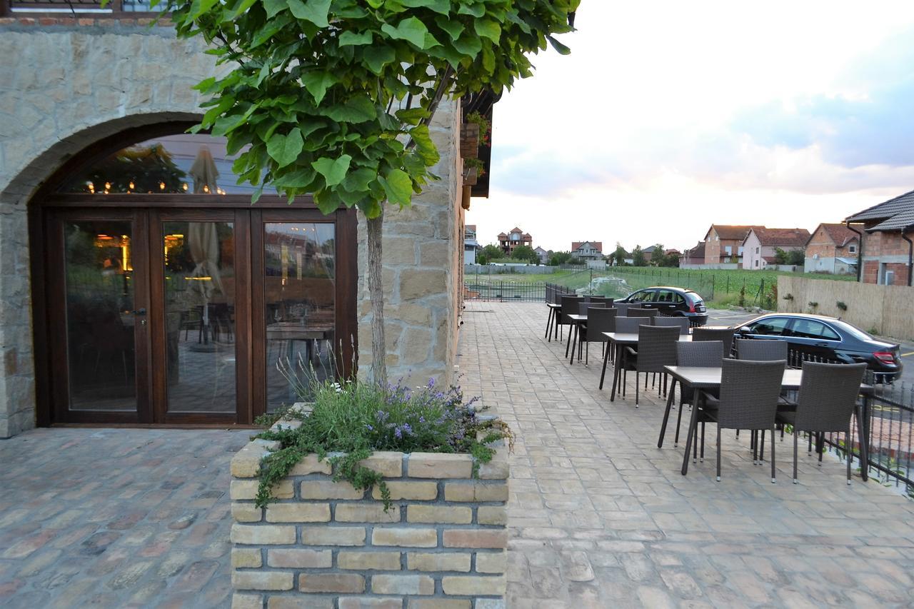Garni Hotel Chicha - Winery Skrbic Belgrad Dış mekan fotoğraf