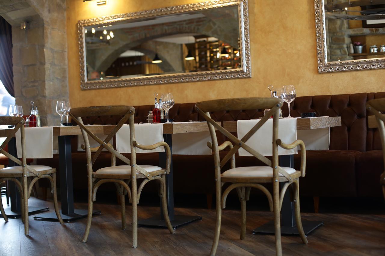 Garni Hotel Chicha - Winery Skrbic Belgrad Dış mekan fotoğraf
