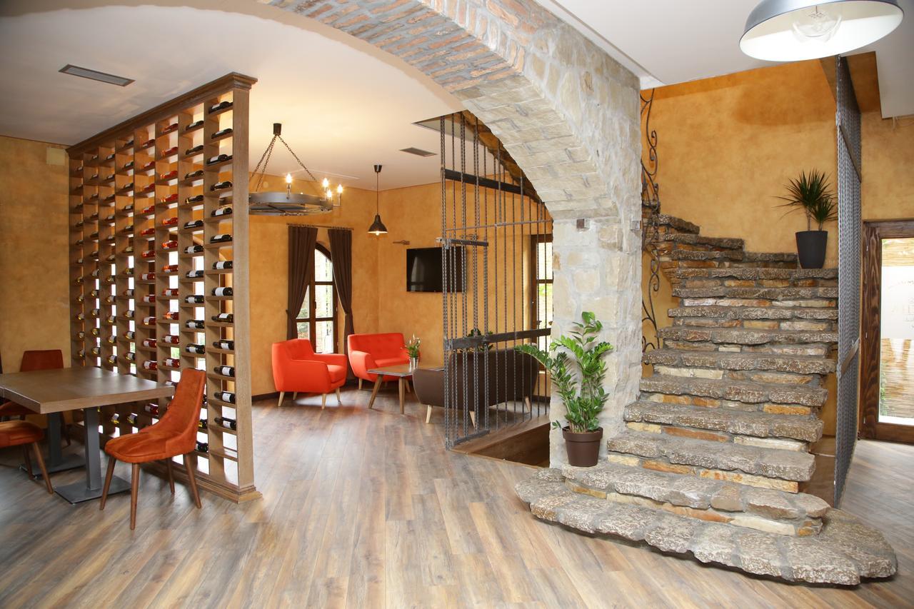 Garni Hotel Chicha - Winery Skrbic Belgrad Dış mekan fotoğraf